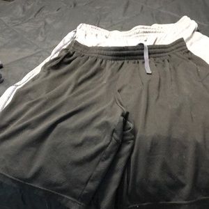 Mens XL workout shorts